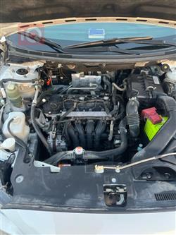 ميتسوبيشي لانسر